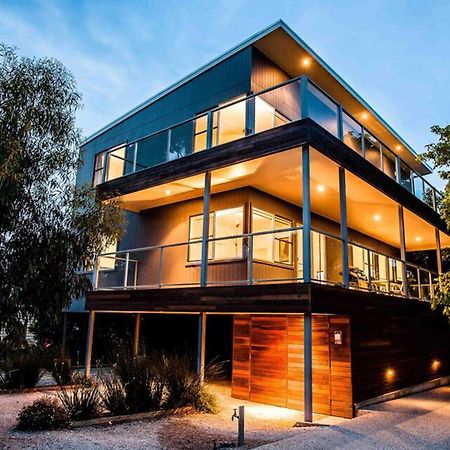 Point Lonsdale Holiday Apartments (Adults Only) Куинсклиф Экстерьер фото