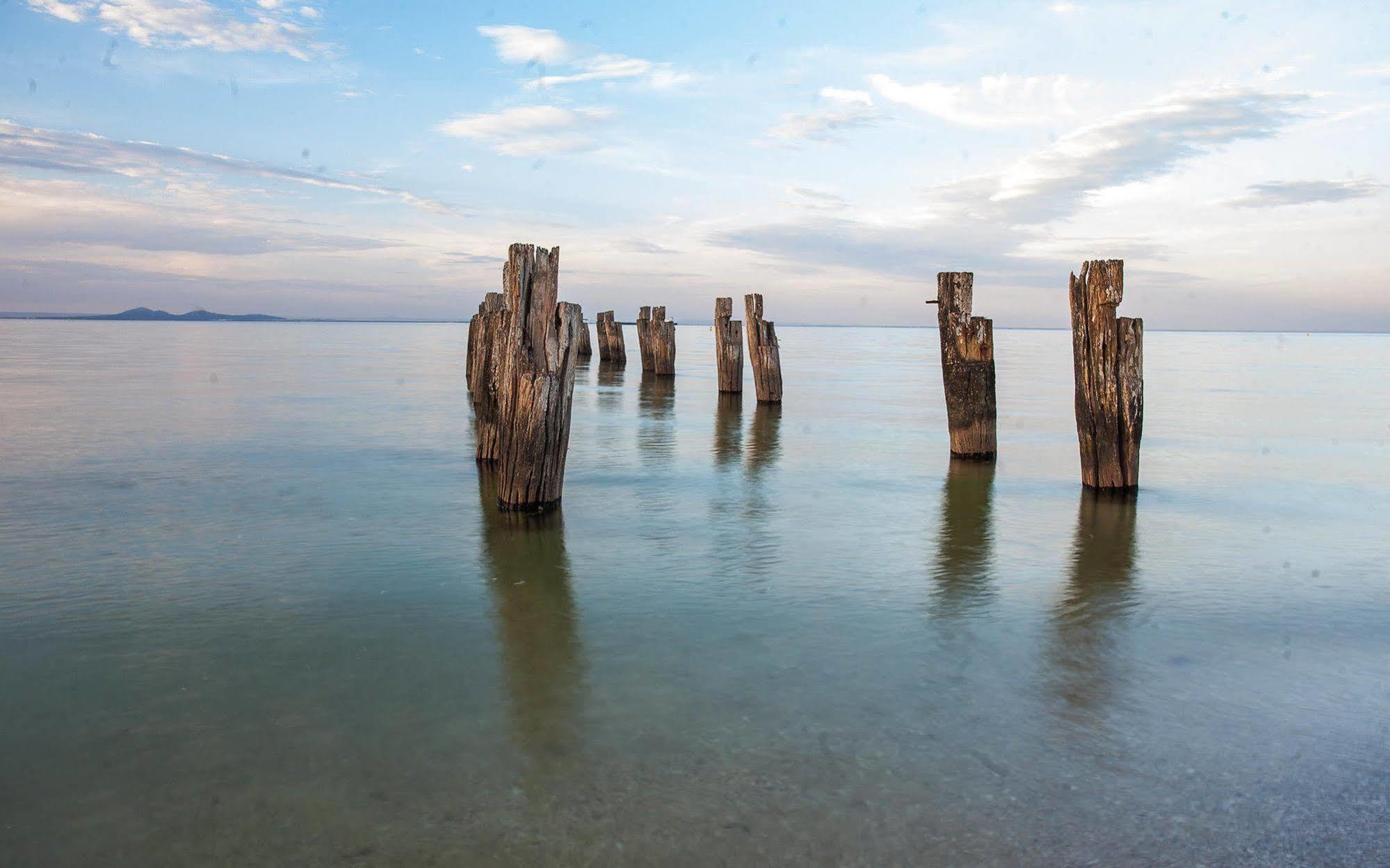 Point Lonsdale Holiday Apartments (Adults Only) Куинсклиф Экстерьер фото