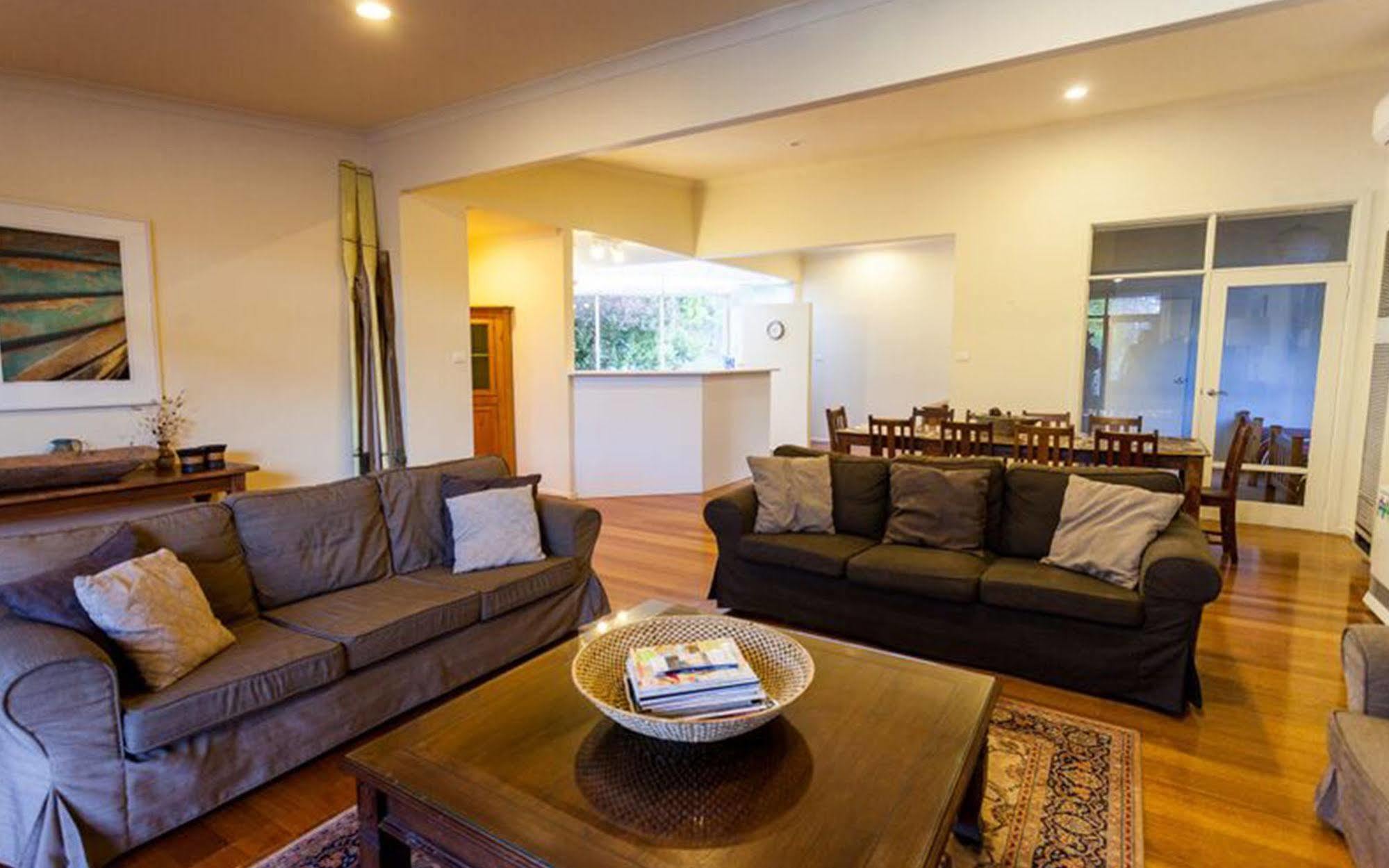 Point Lonsdale Holiday Apartments (Adults Only) Куинсклиф Экстерьер фото