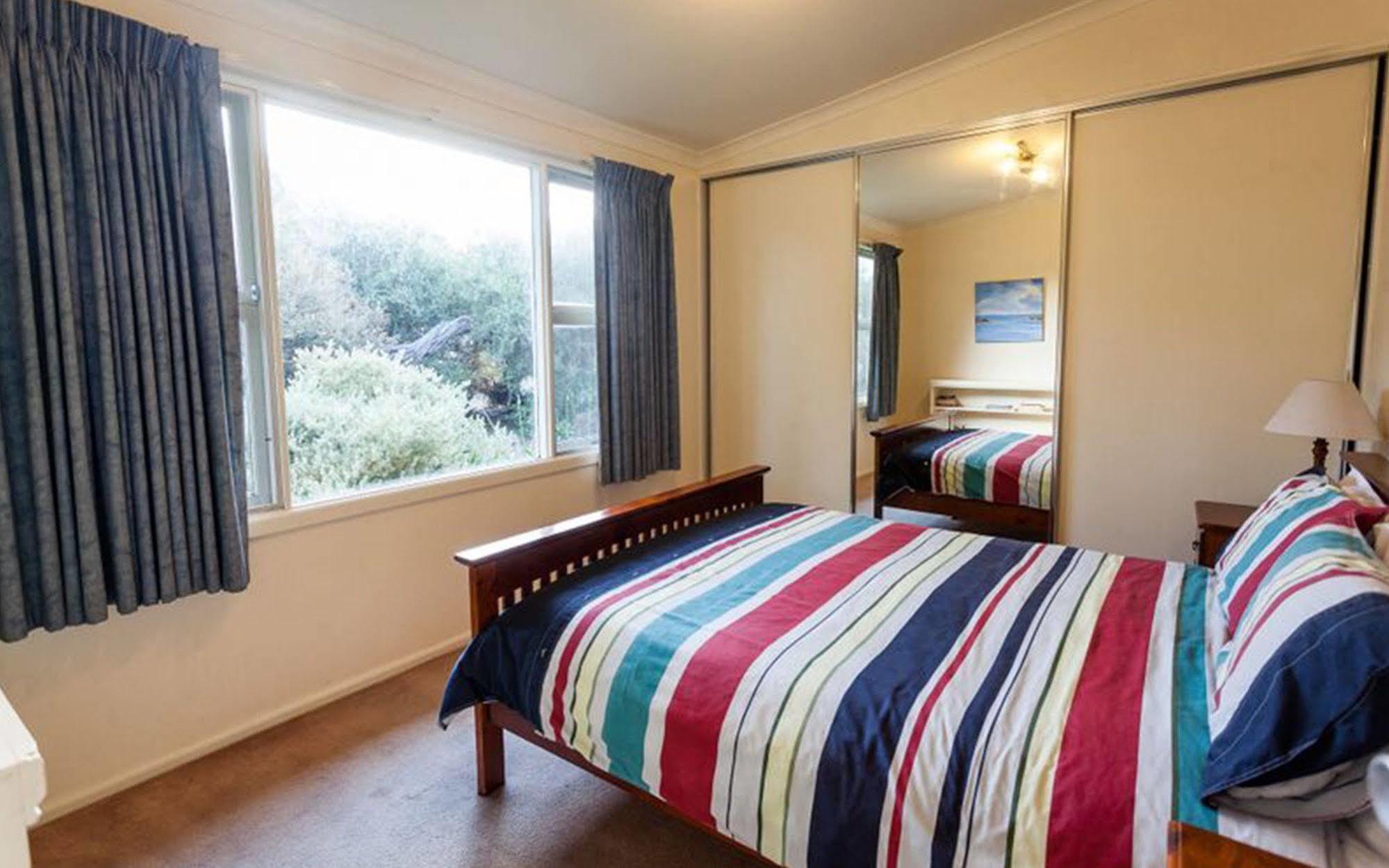 Point Lonsdale Holiday Apartments (Adults Only) Куинсклиф Экстерьер фото